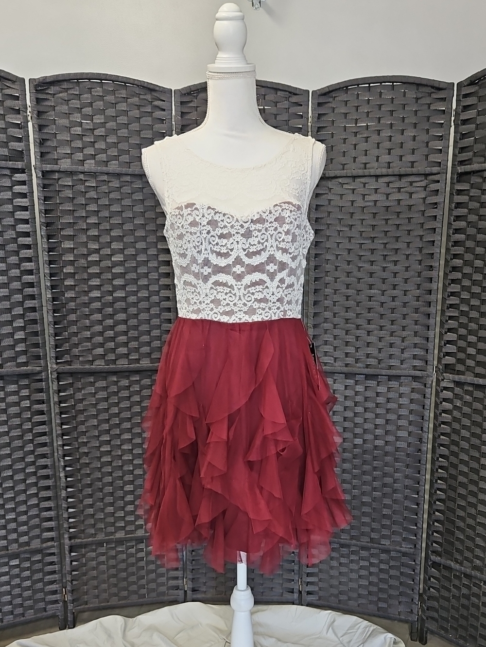 Girls' White Lace Bodice Burgundy Ruffle Party Dress